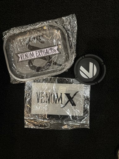 Preview pic of Dab Mat + Tray + Ash Tray