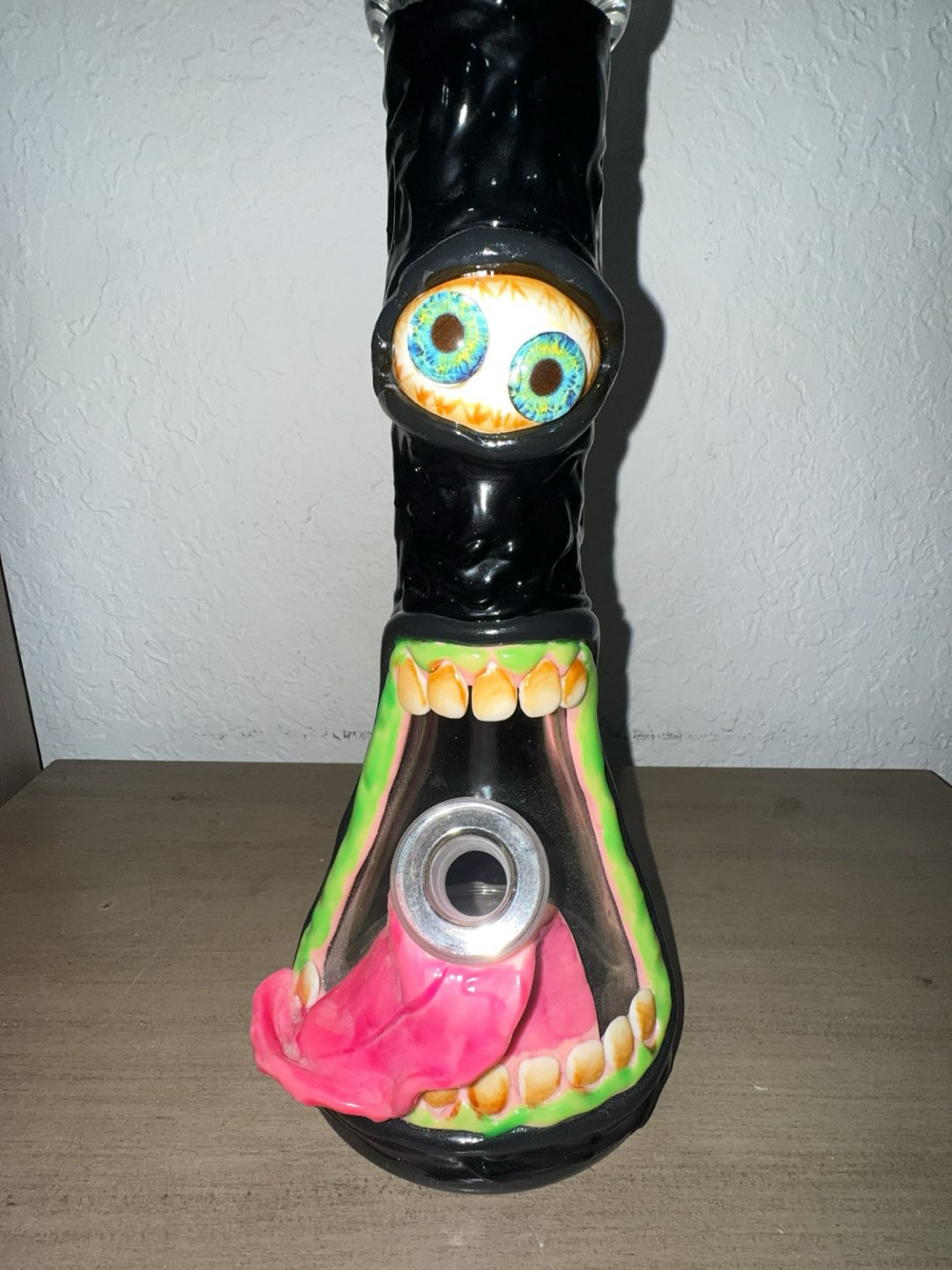 Preview pic of Bong 6x12