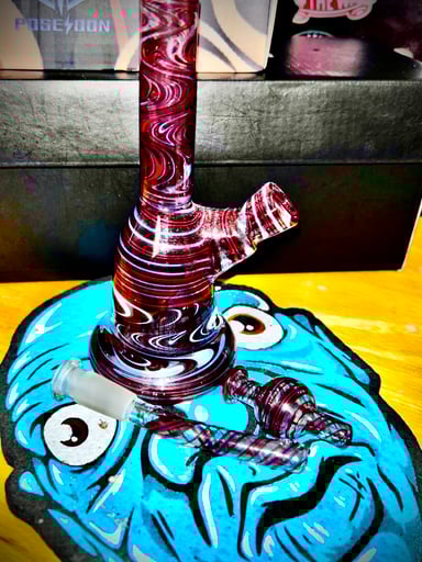 Preview pic of Chuey Glass