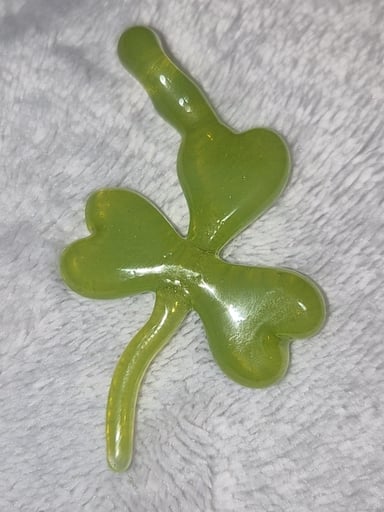 Preview pic of Shamrock pendant