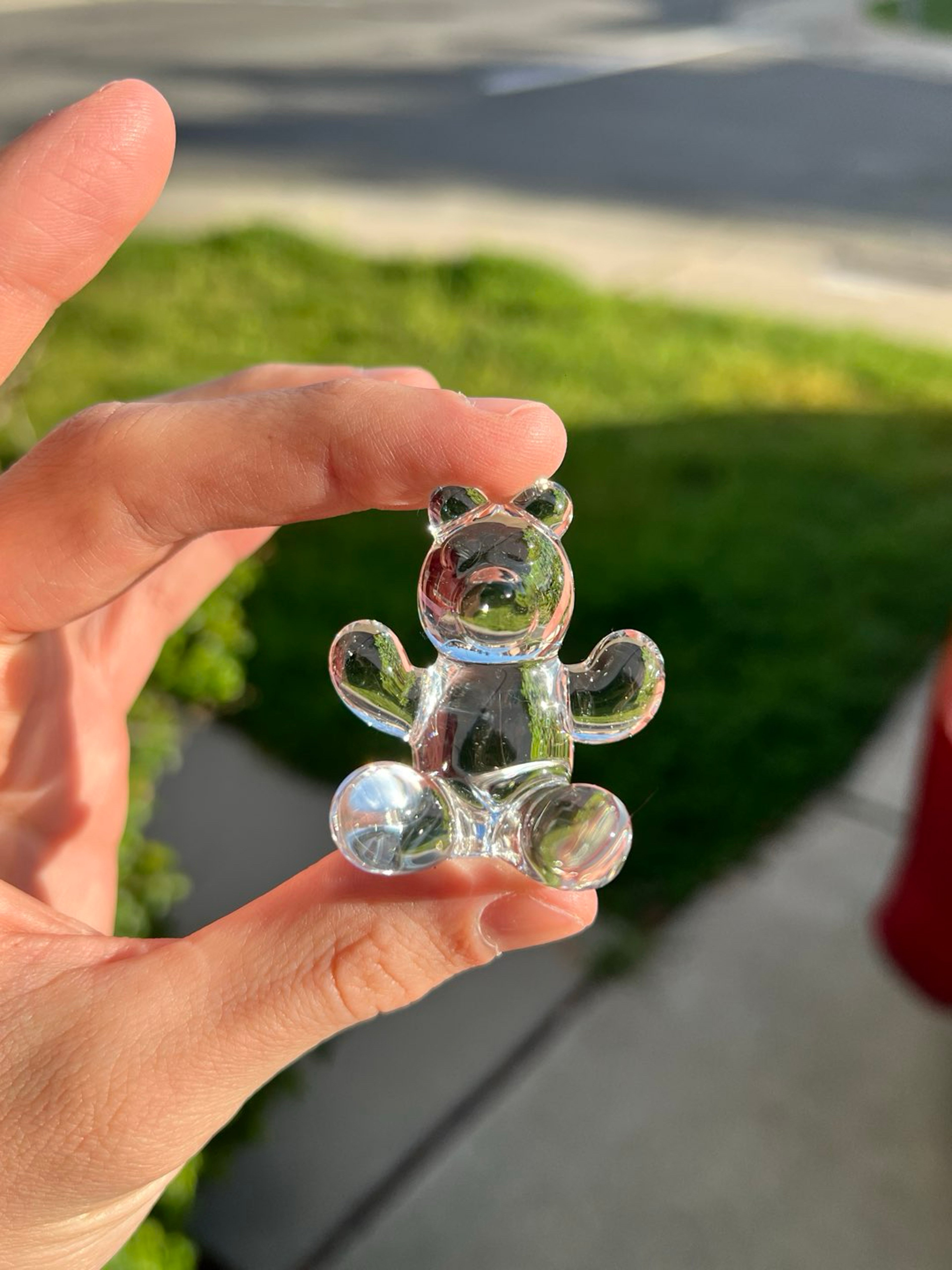 Teddy bear sculpture image 0