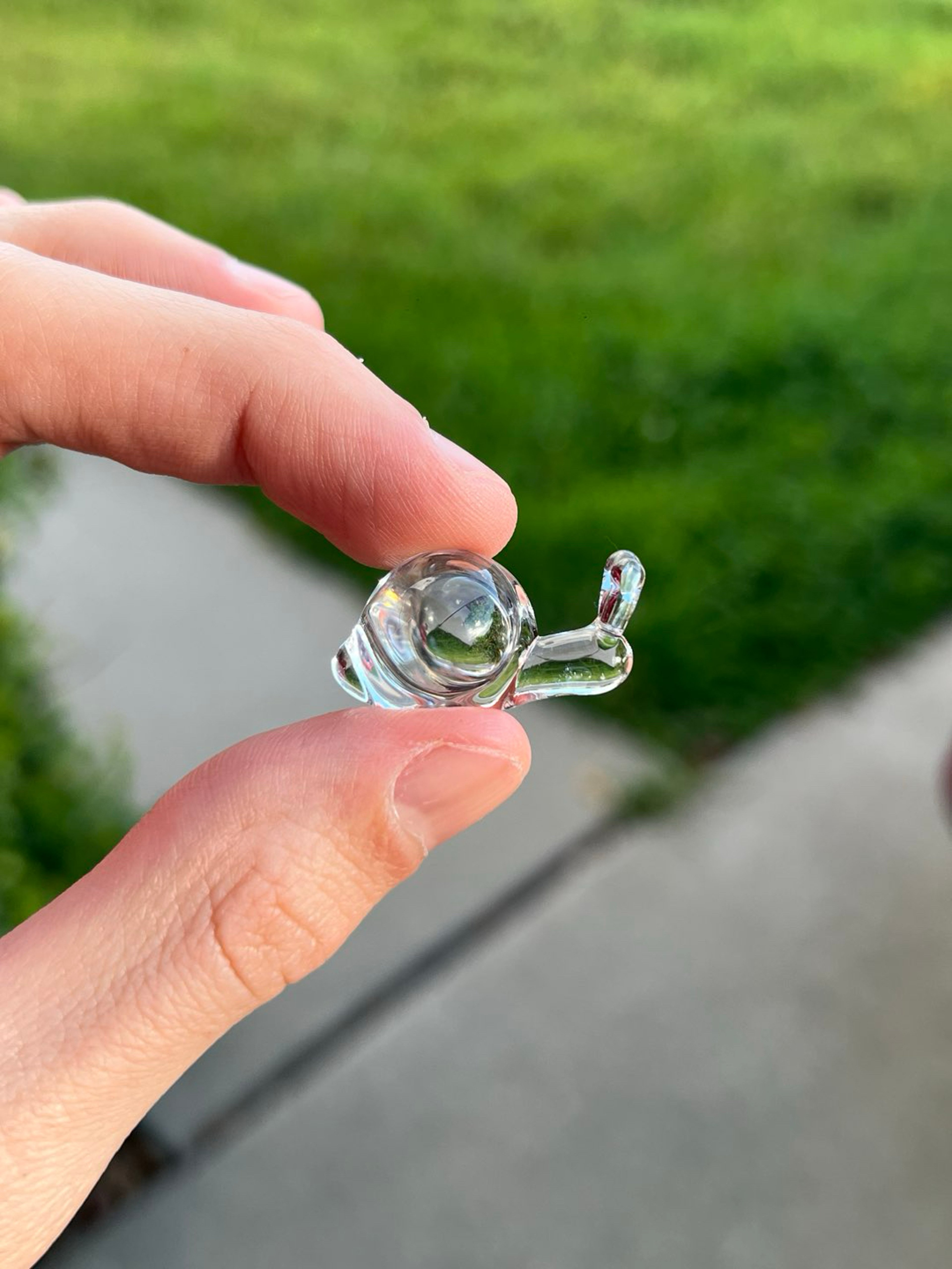 Snail sculpture image 0