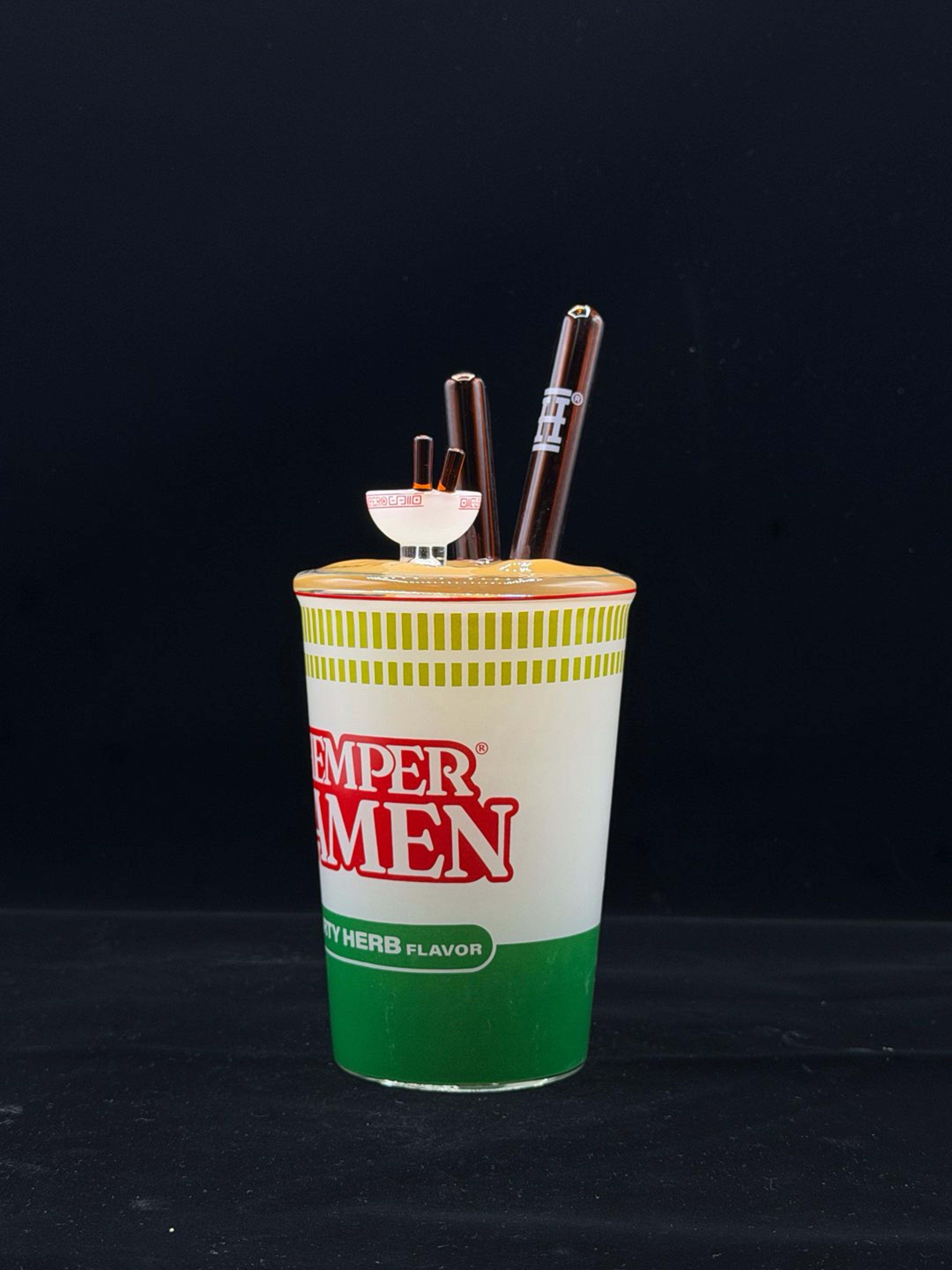 Preview pic of Ramen Cup XL Bong