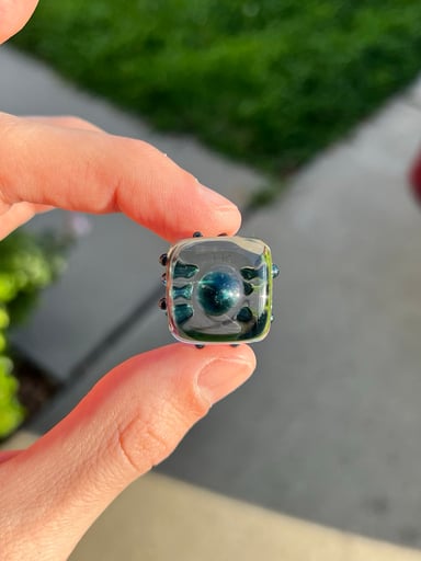 Preview pic of Single clear dice