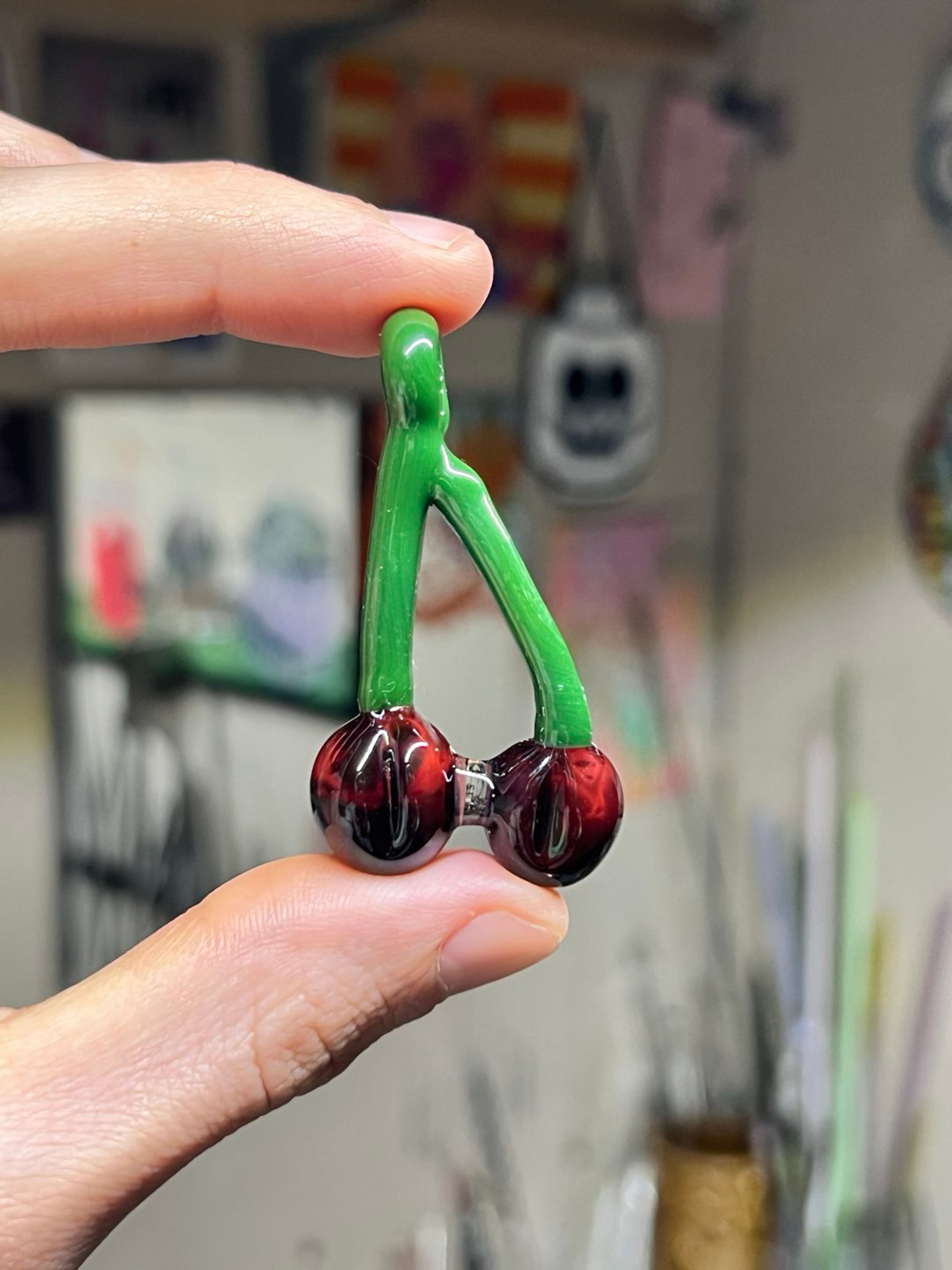 Preview pic of Cherries pendant