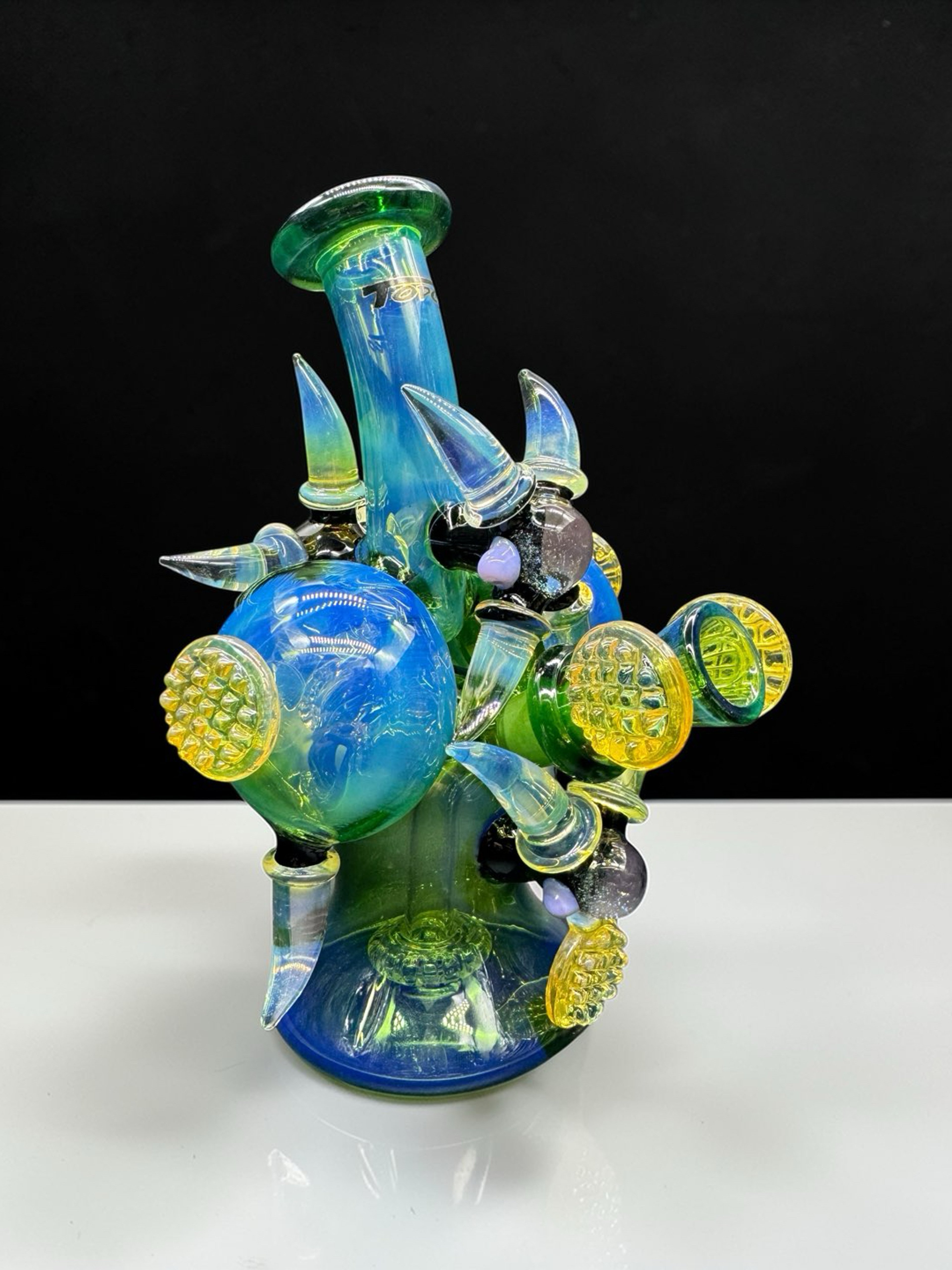 Preview pic of 9.5” Unique Heady Glass Bong – Model 23S-121