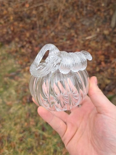 Preview pic of Clear Glass Pumpkin