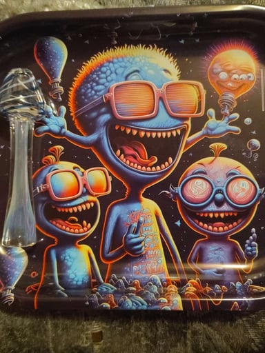 Preview pic of Tray & chillum duo