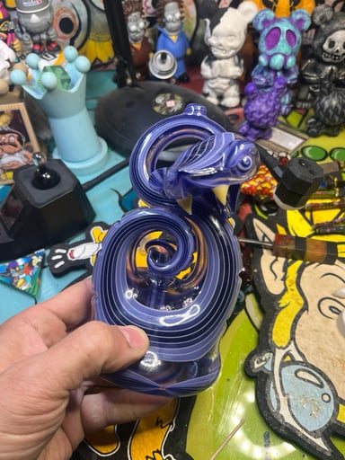 Preview pic of Niko Cray Glass Vegas Set