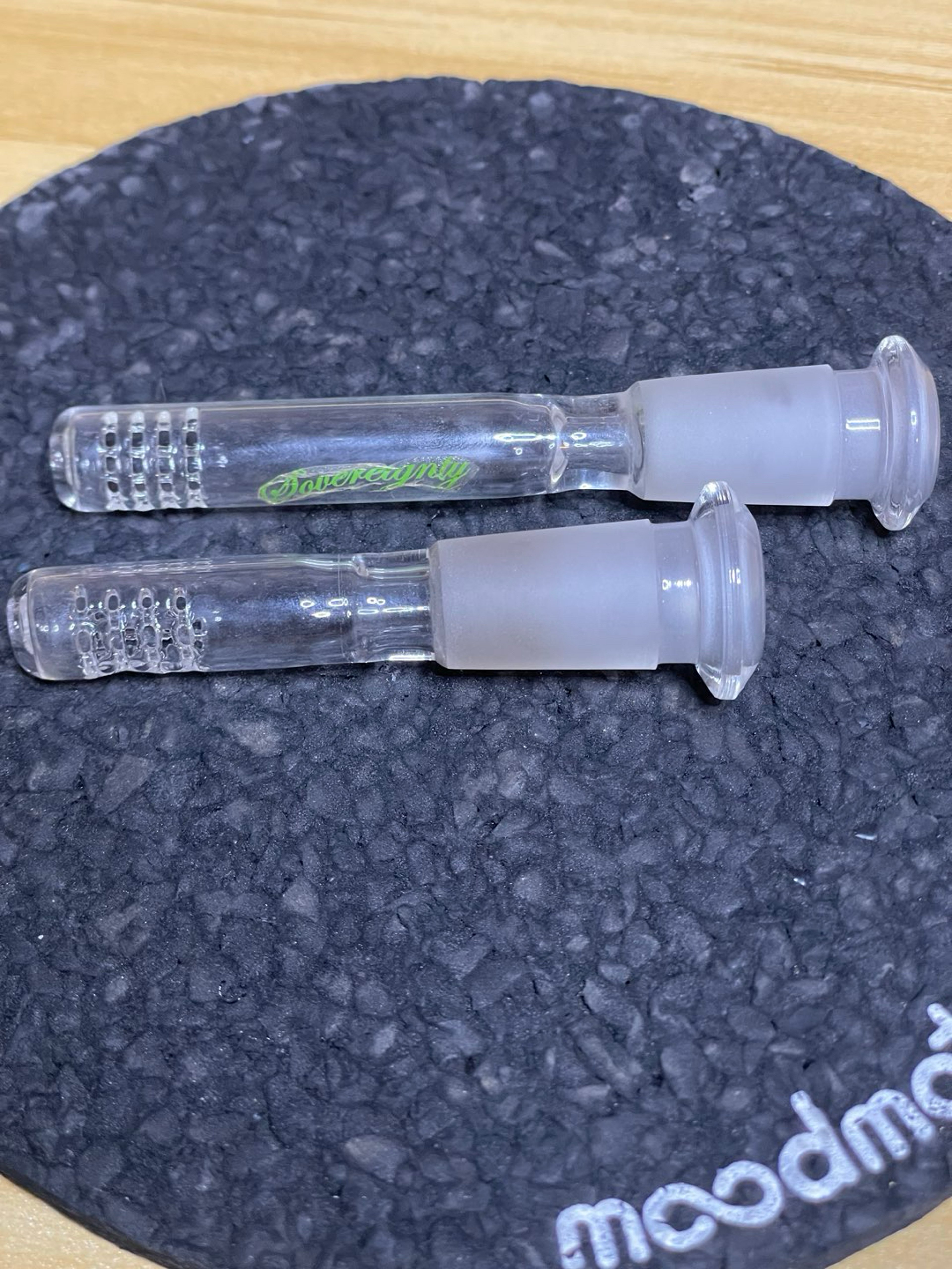 Preview pic of Sovereignty Glass 180 Grid Downstems