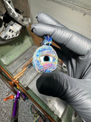 Preview pic of Eyeball Pendant