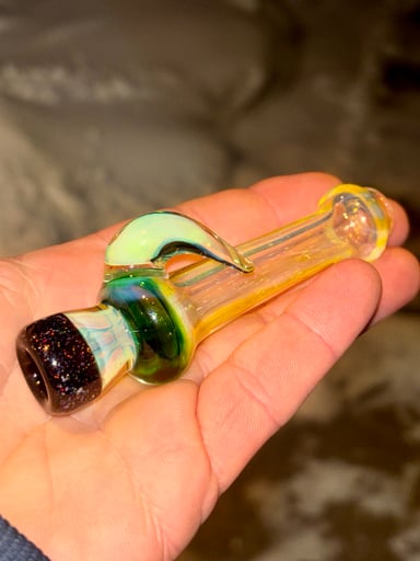 Preview pic of Crushed opal chillum