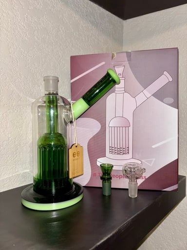 Preview pic of CHEECH GLASS THE BIG TREE PERC