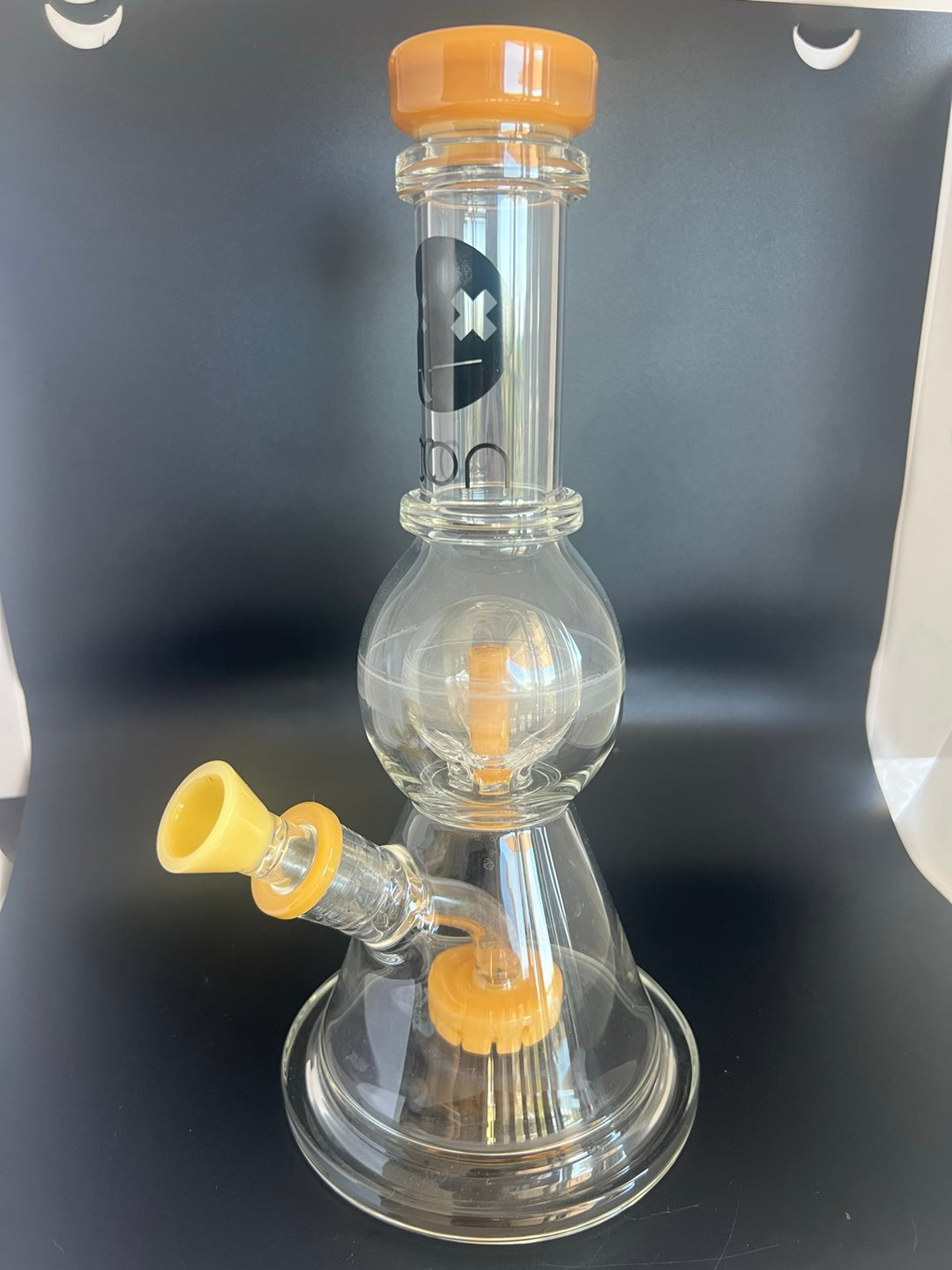 Preview pic of Icon Glass 12” Bubble Chamber Beaker w/ Showerhead Perc – Amber Accents