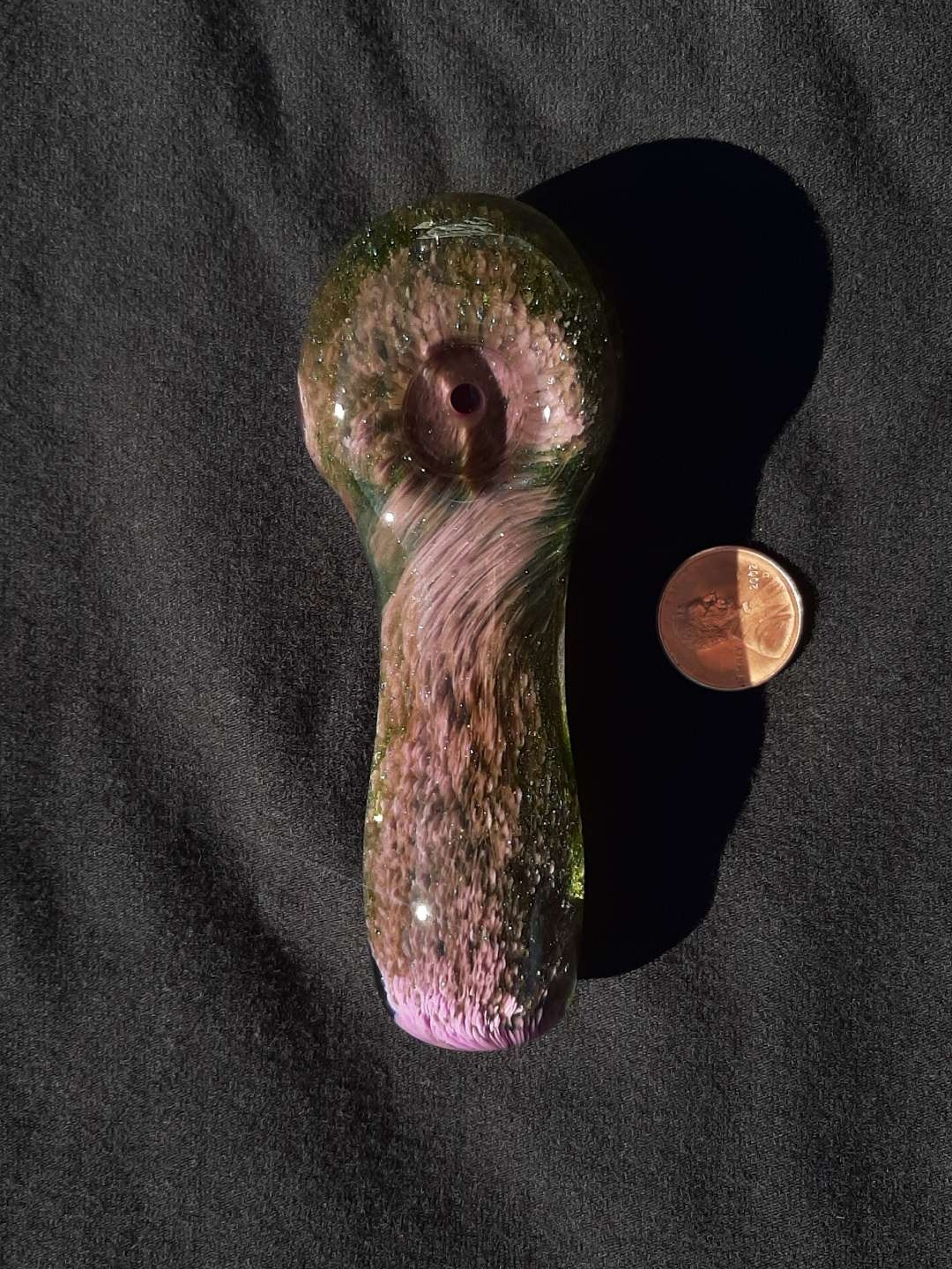 Preview pic of Inside out, frit, borosilicate glass pipe