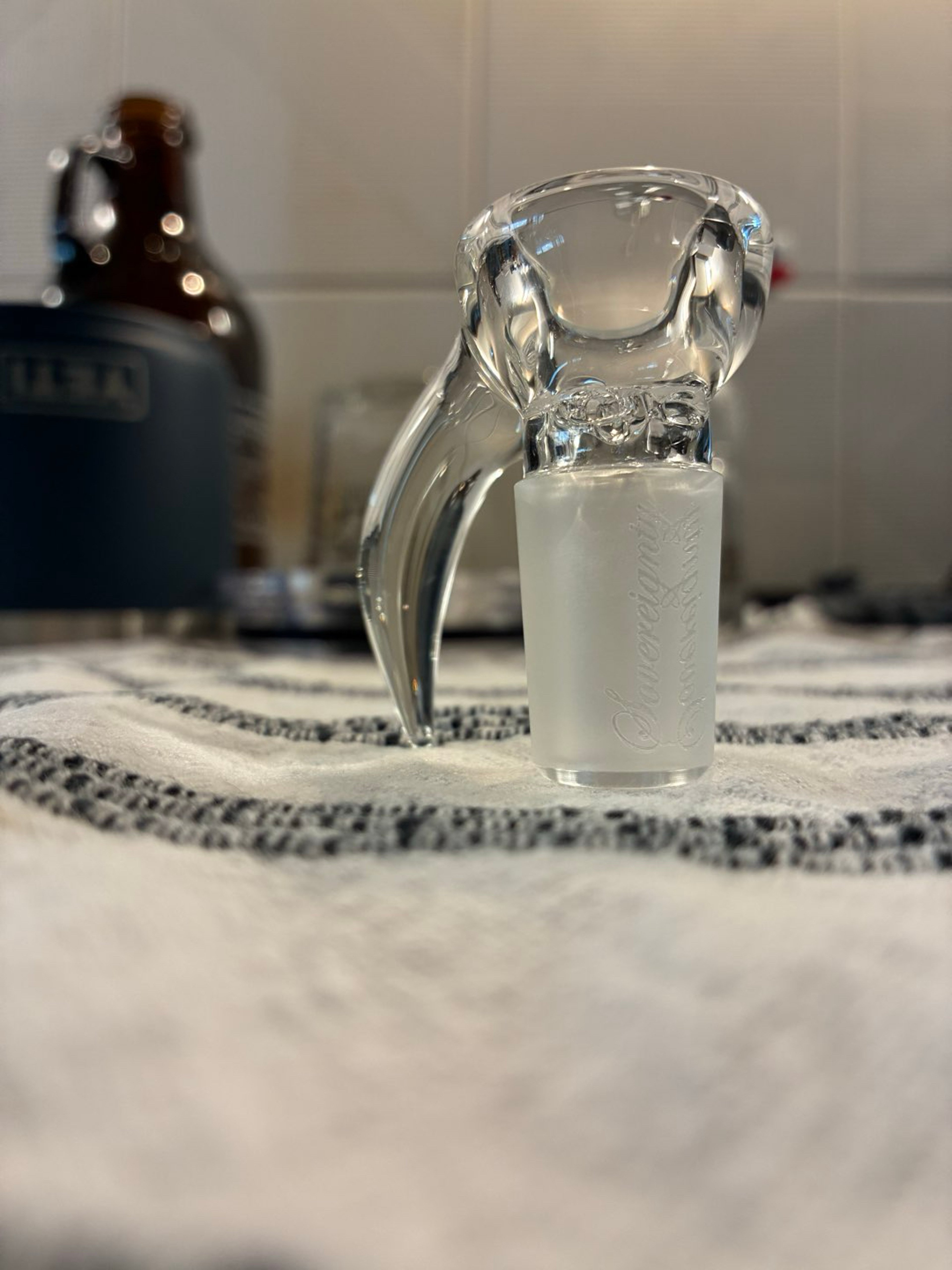 Preview pic of Brand New - Sovereignty Glass - Clear slide 18mm - 4hole