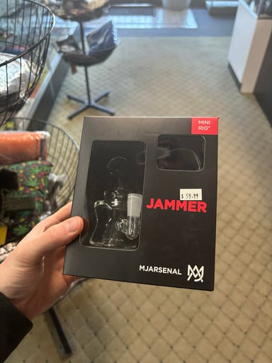 Preview pic of MJ Arsenal Jammer Rig