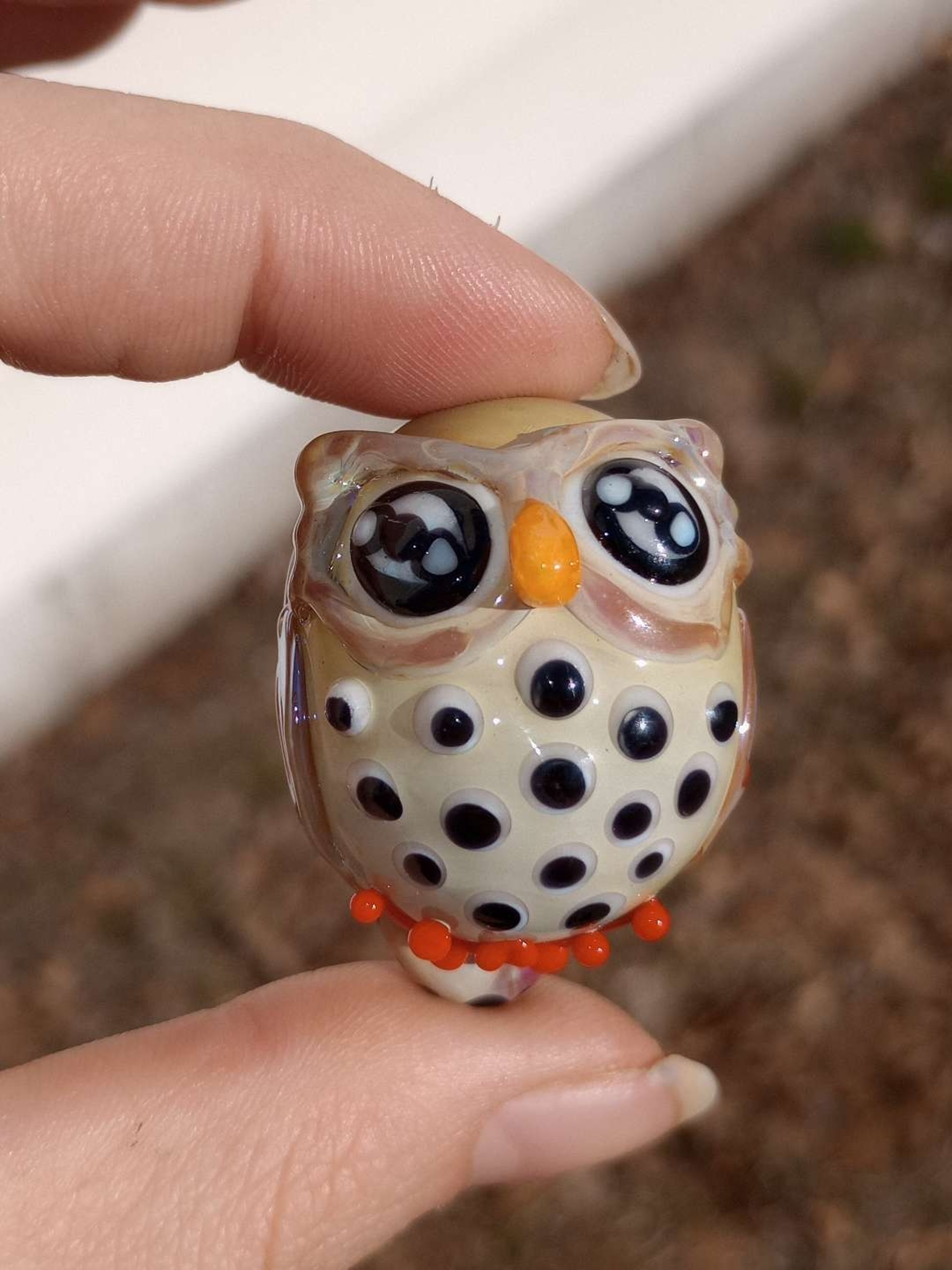 Preview pic of Disco-eyed Owl Pendy