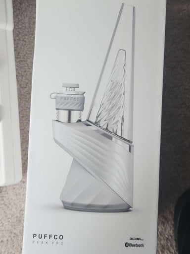 Preview pic of Puffco peak pro 3dxl with saber hot knife