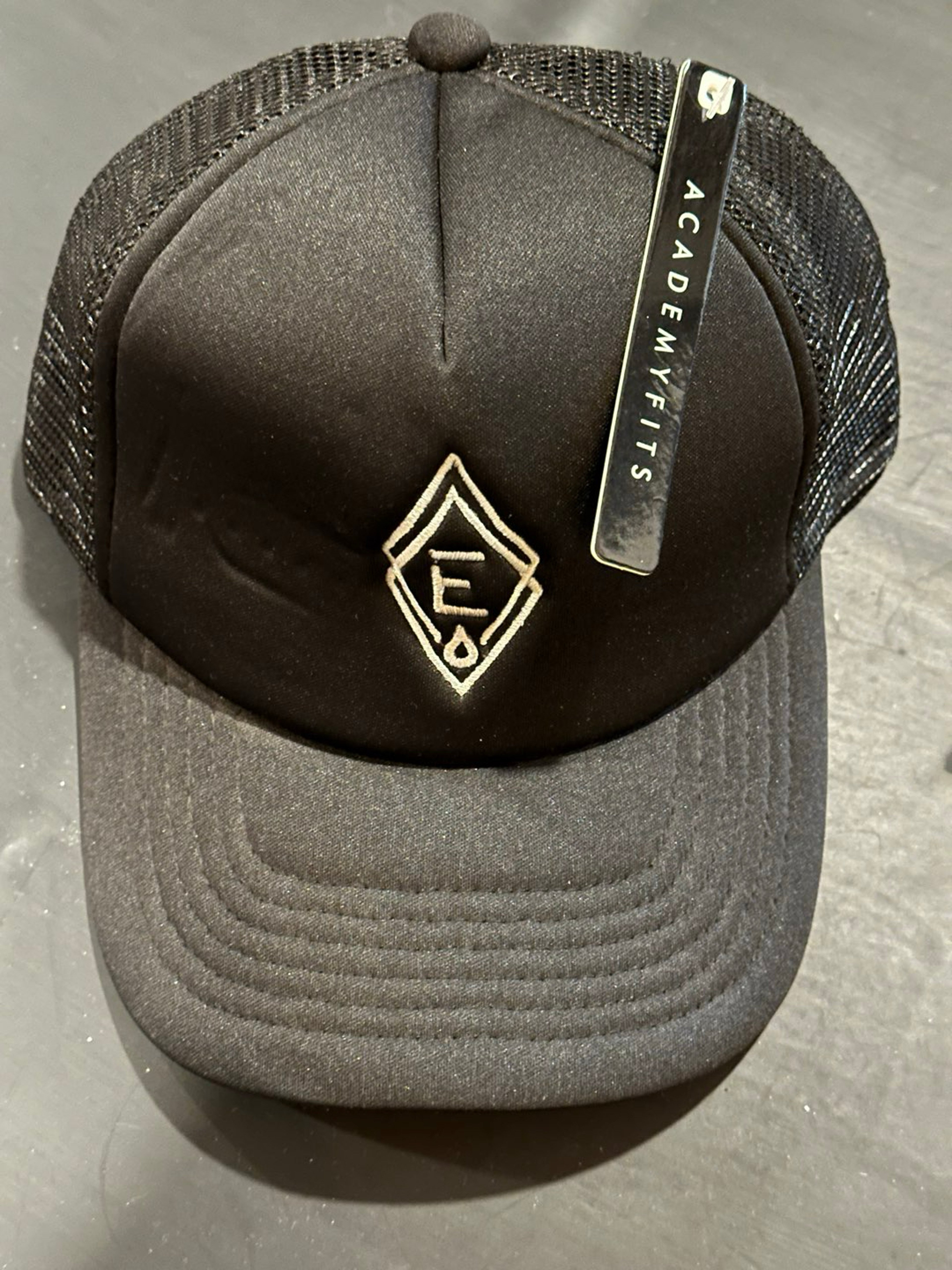 Eureka Vapor Snap Back image 0