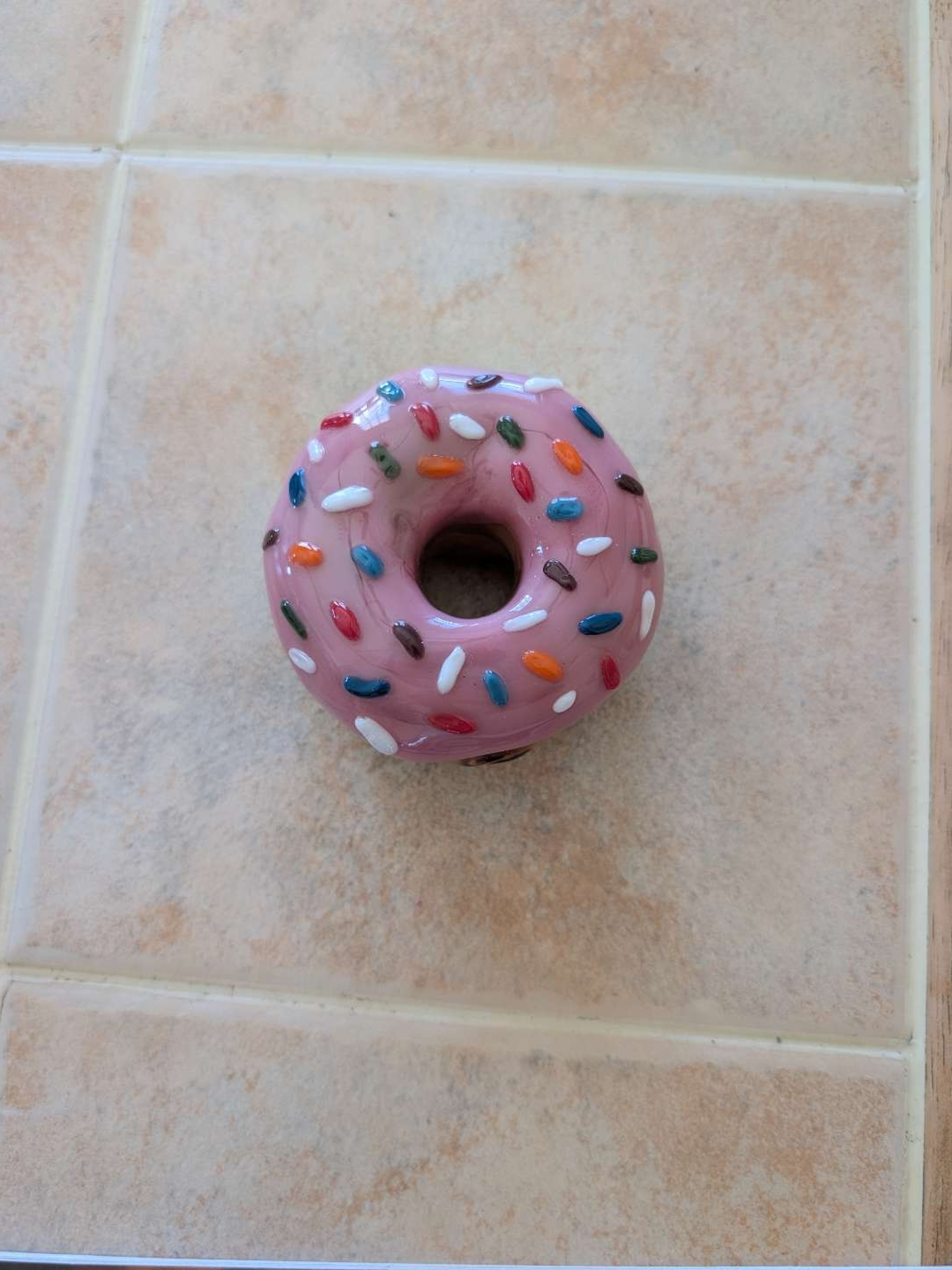 Preview pic of 2013 KGB simpsons donut