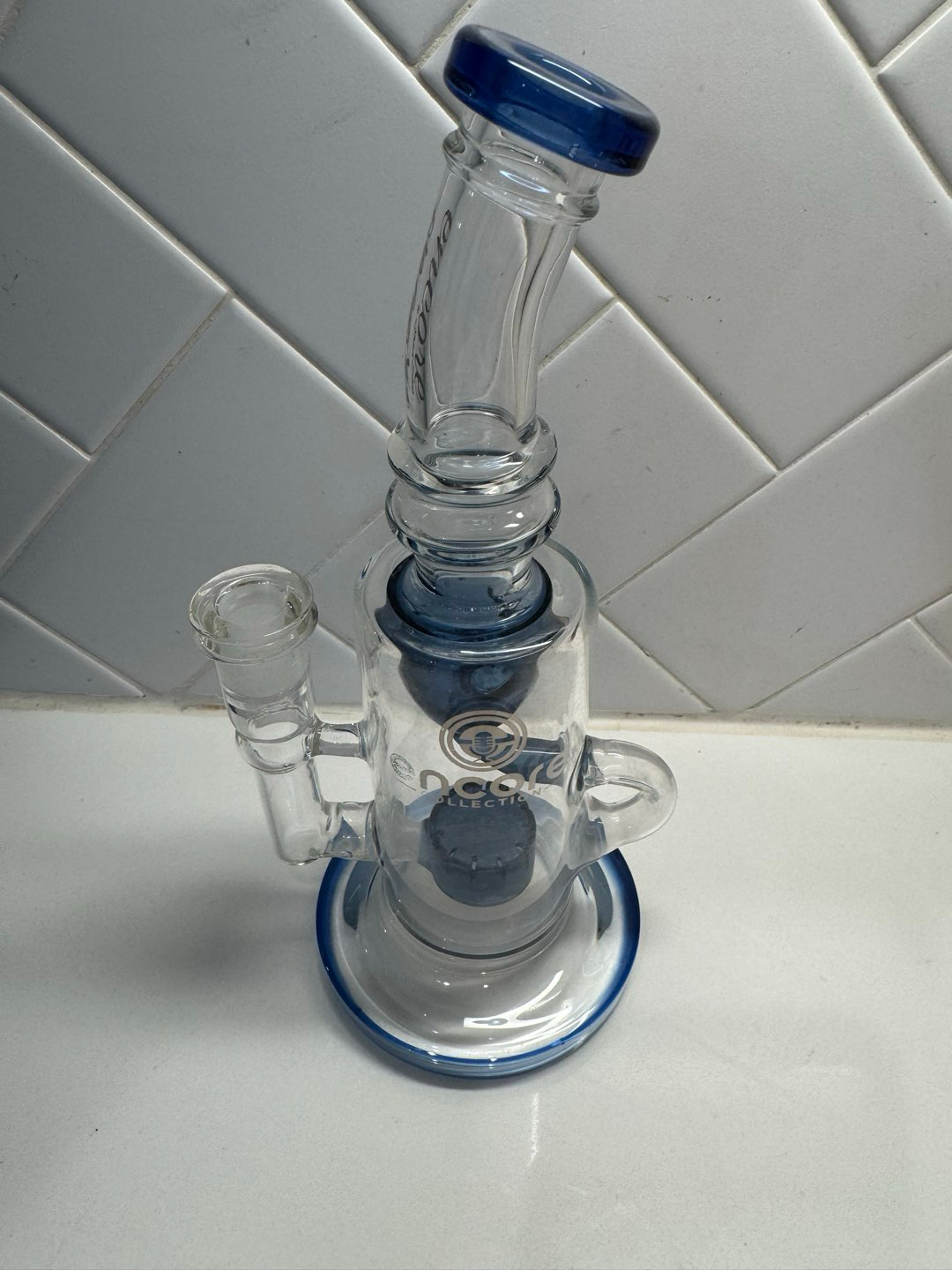 Encore Klein clear with blue accents,14mm joint & 9inches tall. Great function image 0