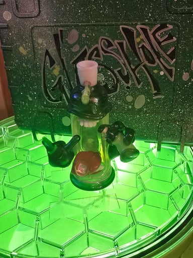 Preview pic of Glasshole spray can 2020