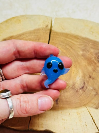 Preview pic of Ghost pendant