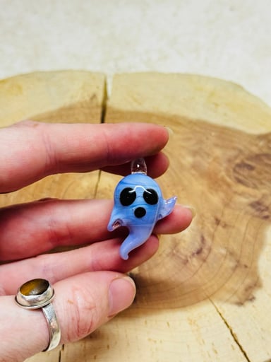 Preview pic of Ghost pendant