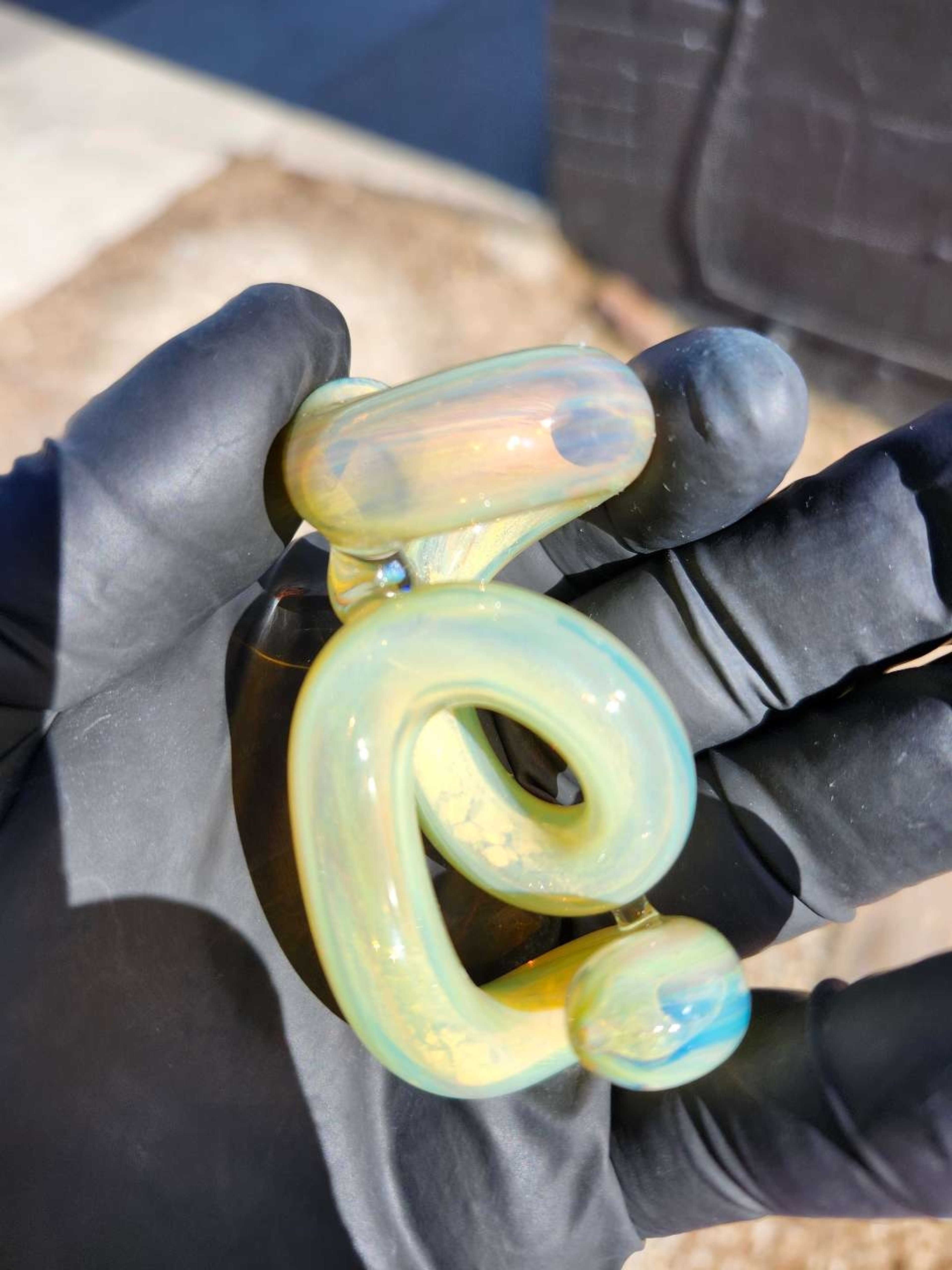 ORIAN GLASS TWISTED PENDANT image 0