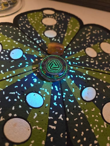 Preview pic of Newob glass pendy