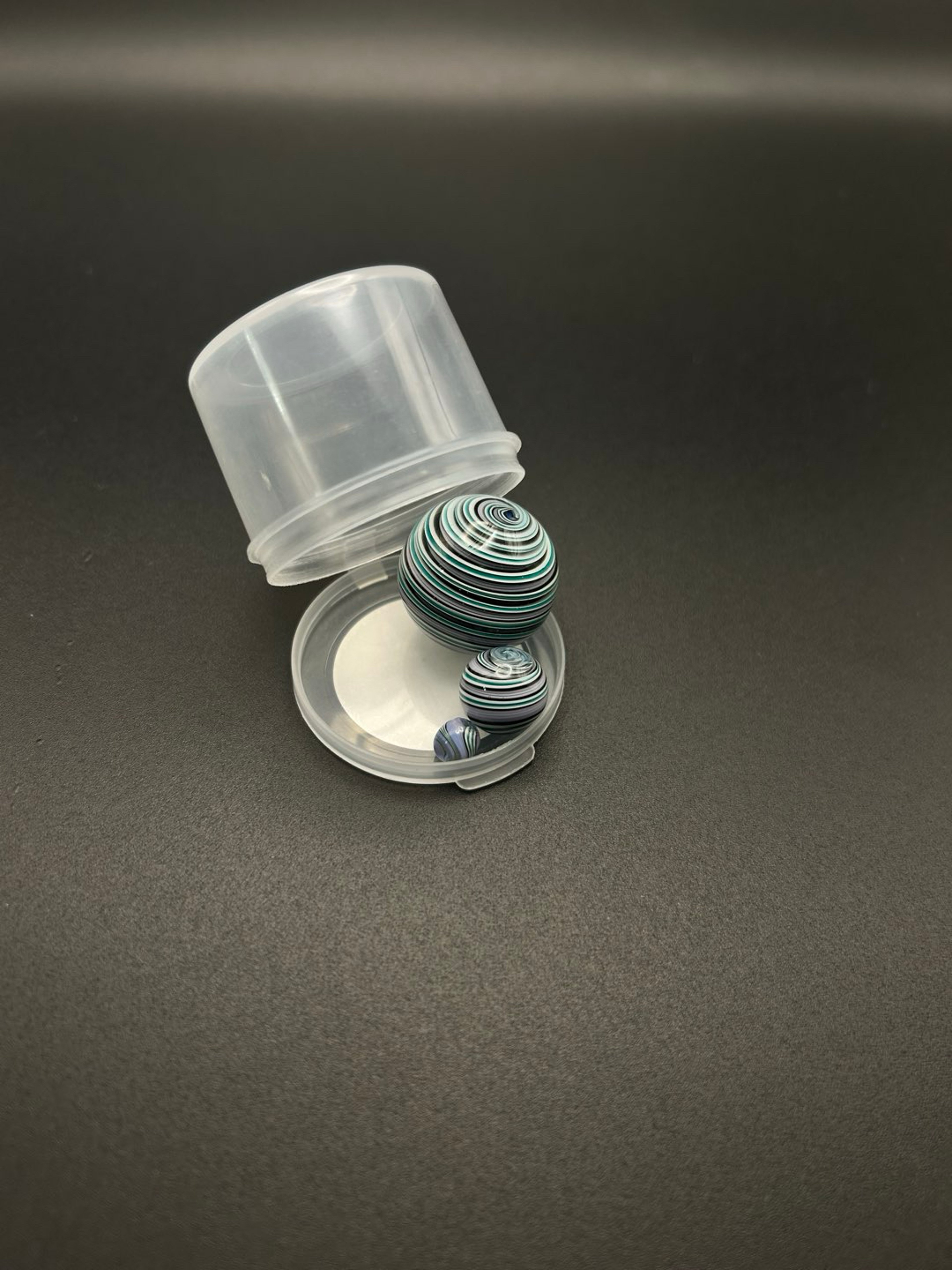 Green/Purple/White Twister Slurper Set image 0