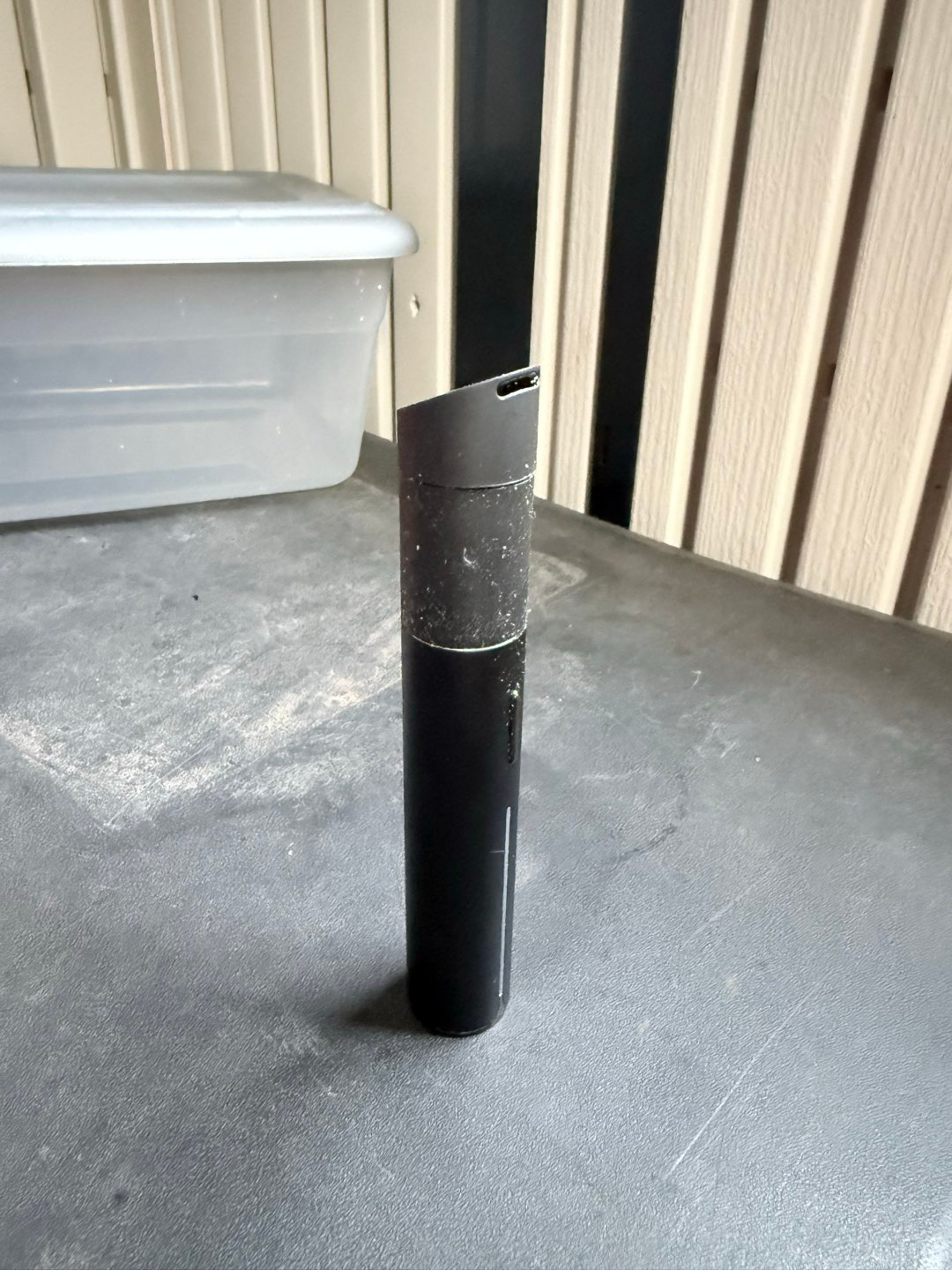 Preview pic of Puffco Pivot