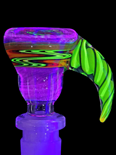 Preview pic of 14mm UV Reactive Wig Wag Slide With Horn