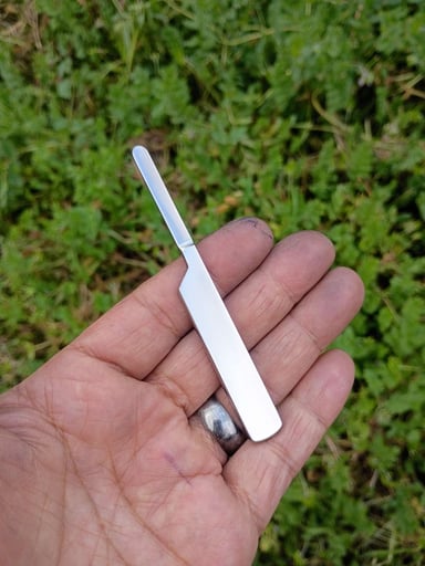 Preview pic of Blades by Mickey terp shank