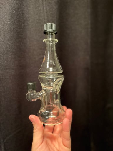 Preview pic of Moocah Glass UV accented Recycler