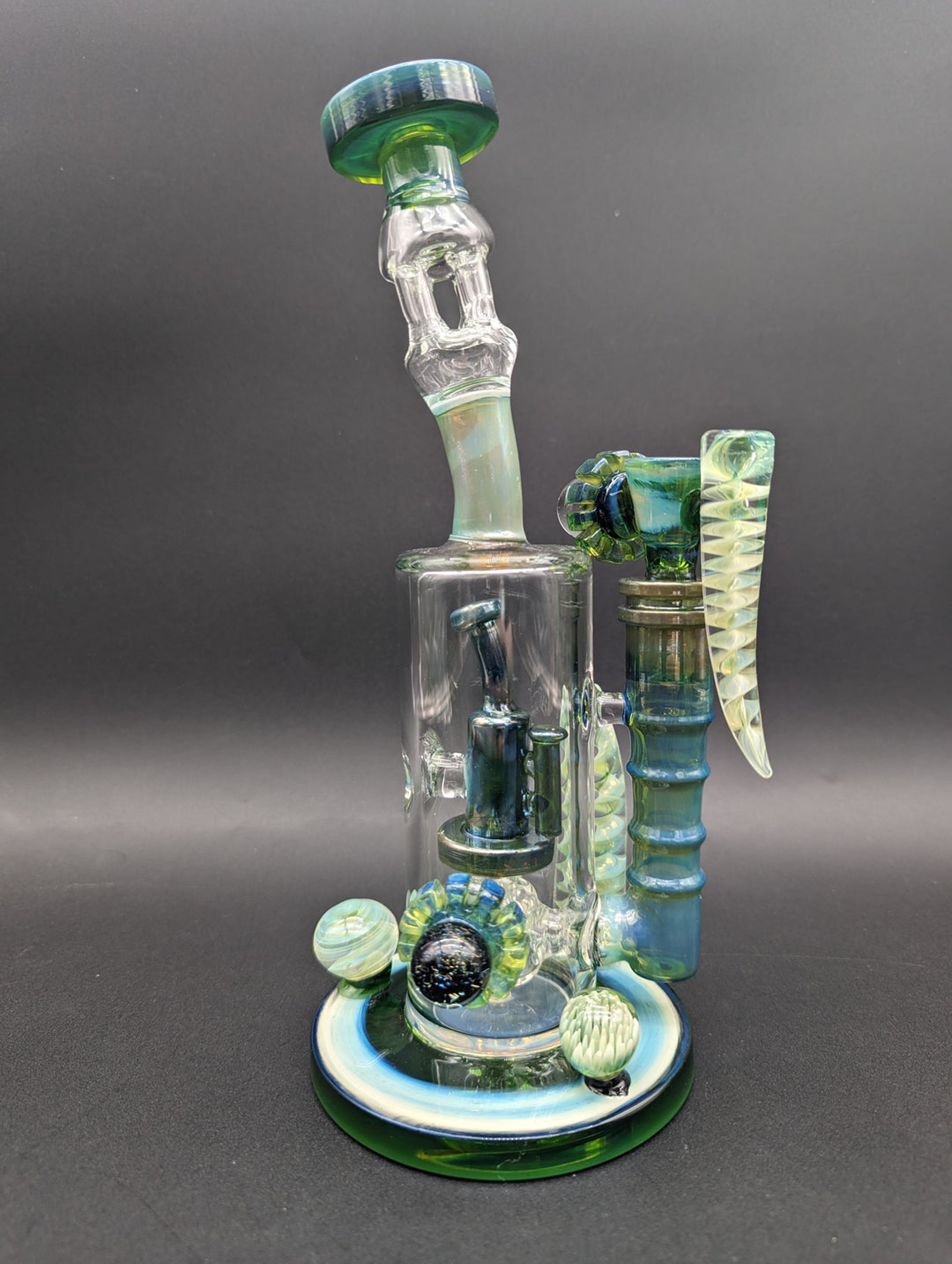 Preview pic of 10" ENCHANTED LAND RIG / BONG