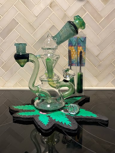 Preview pic of Dual Uptake Reticello Line Work Recycler Rig by Trill Glass (trillglass1022)