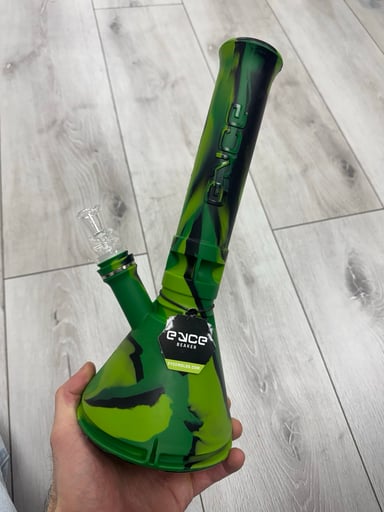 Preview pic of Eyce beaker 2