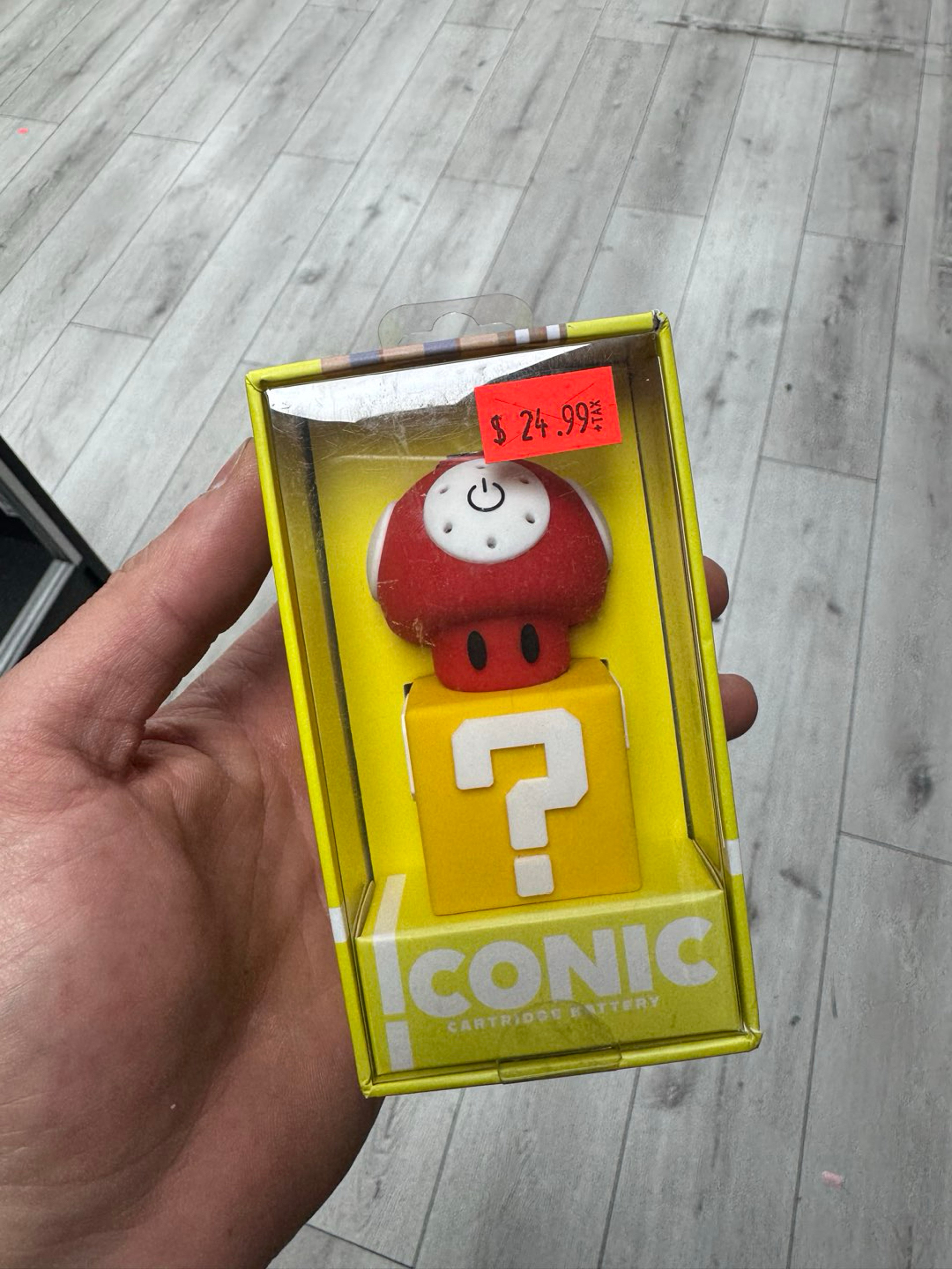 Preview pic of Conic 510 super mario battery red