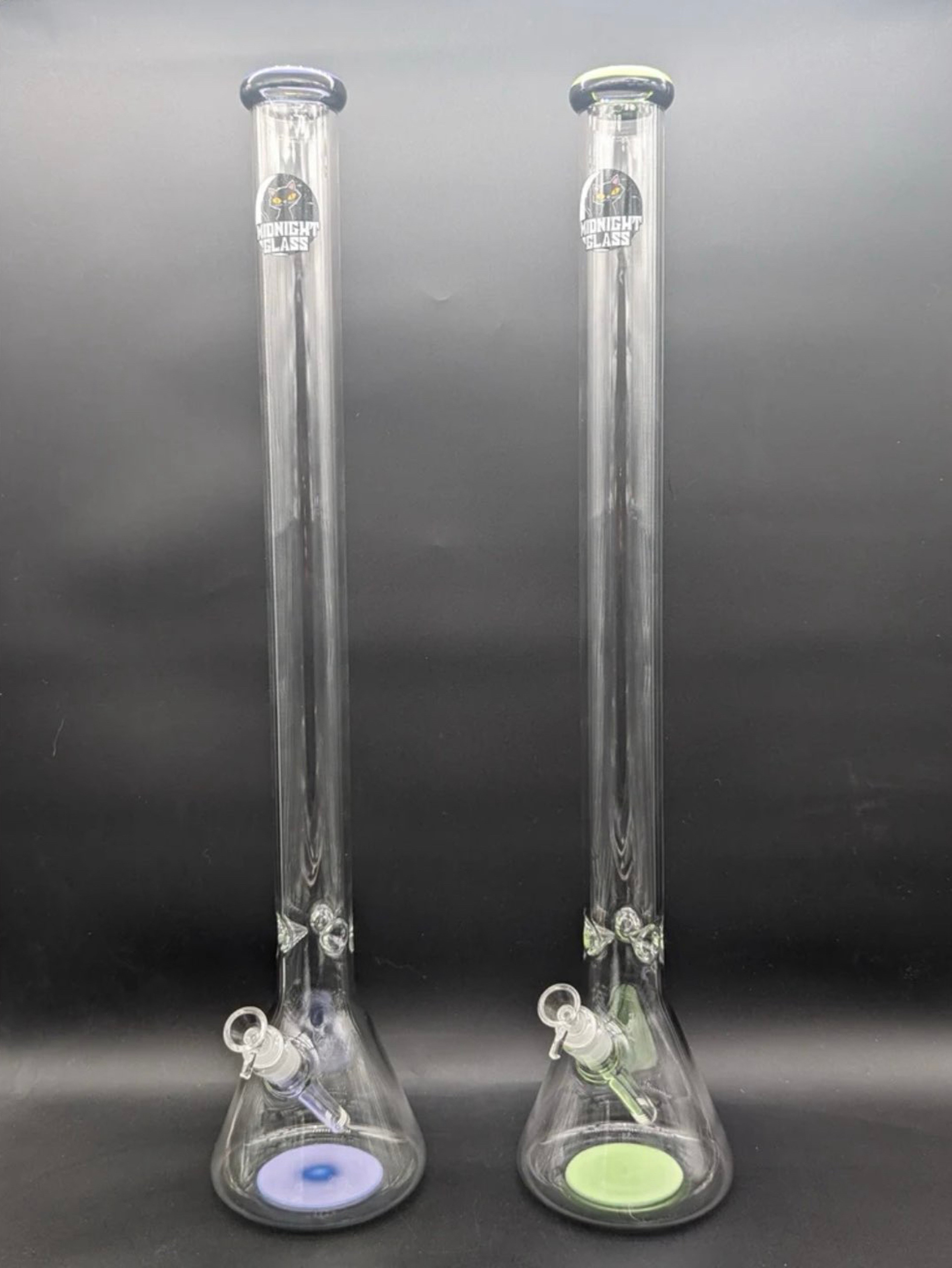 Preview pic of 27” MIDNIGHT GLASS 5MM BEAKER BONG