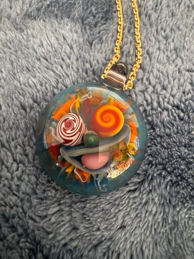 Preview pic of Gong acid eater pendant