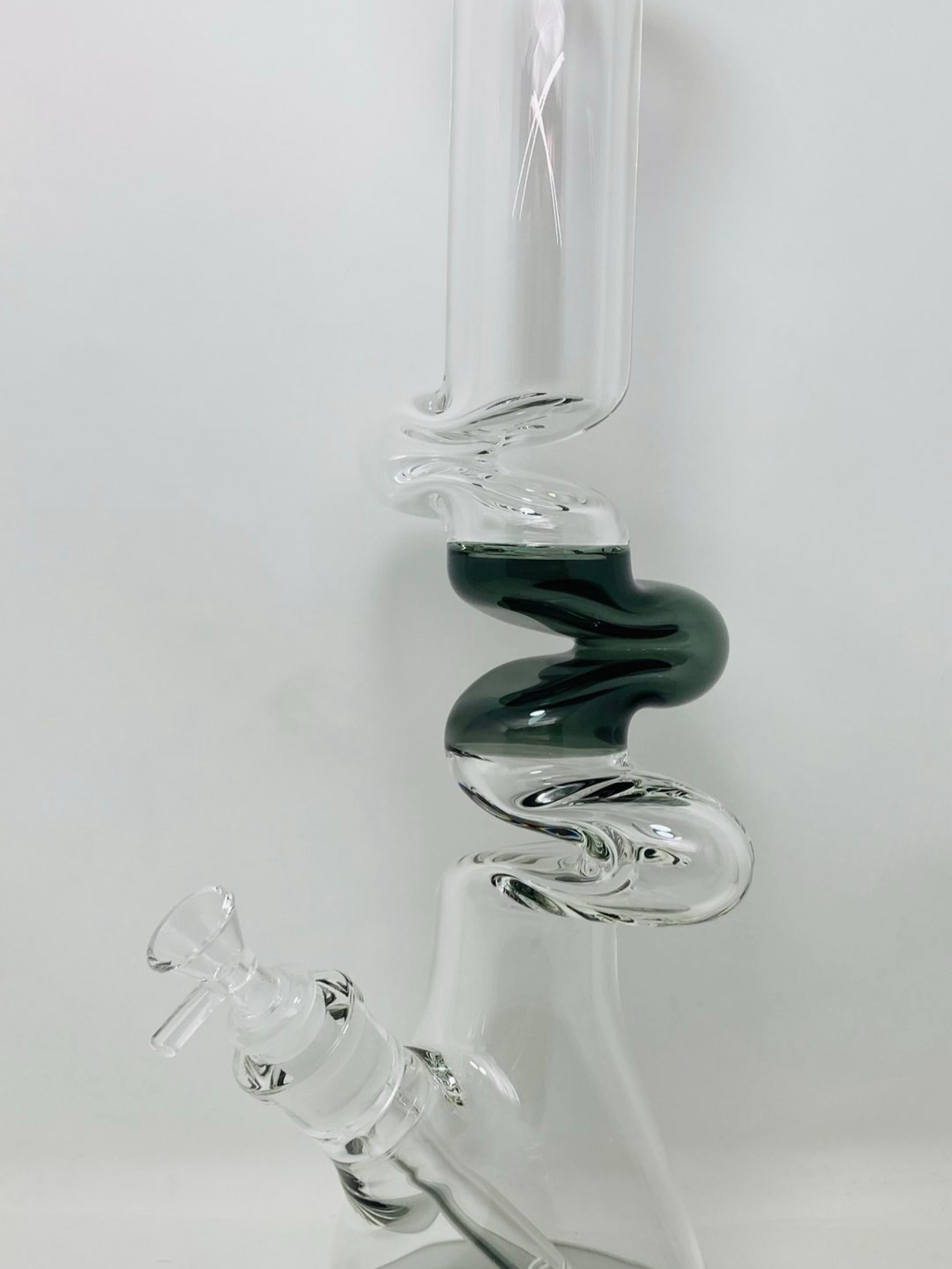Zig Zag Bong 17inch image 0