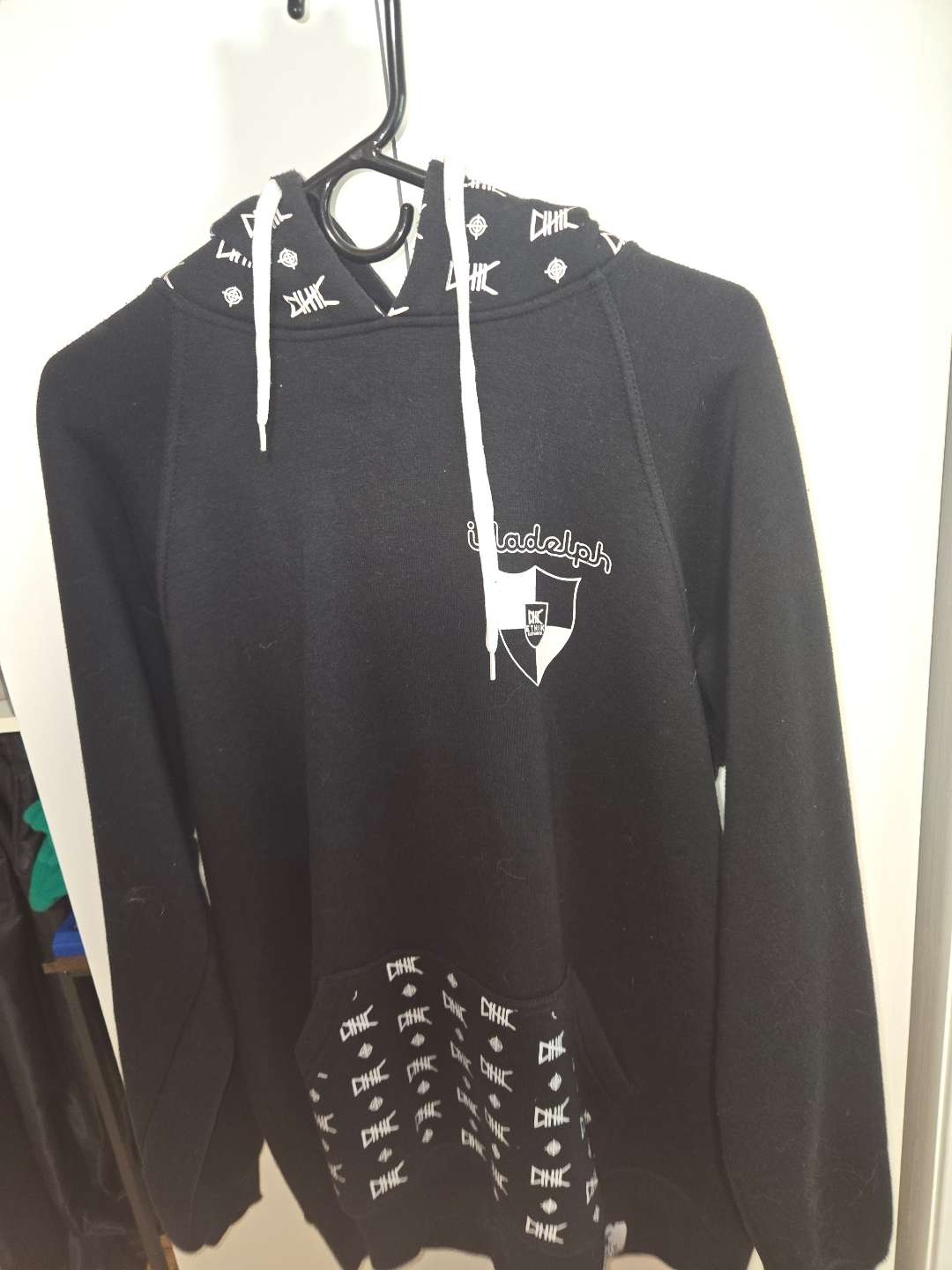 Preview pic of Illadelph clothing