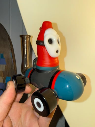 Preview pic of Ethan Windy “Shy Guy”