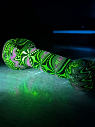 Preview pic of Eight section uv line worked spoon