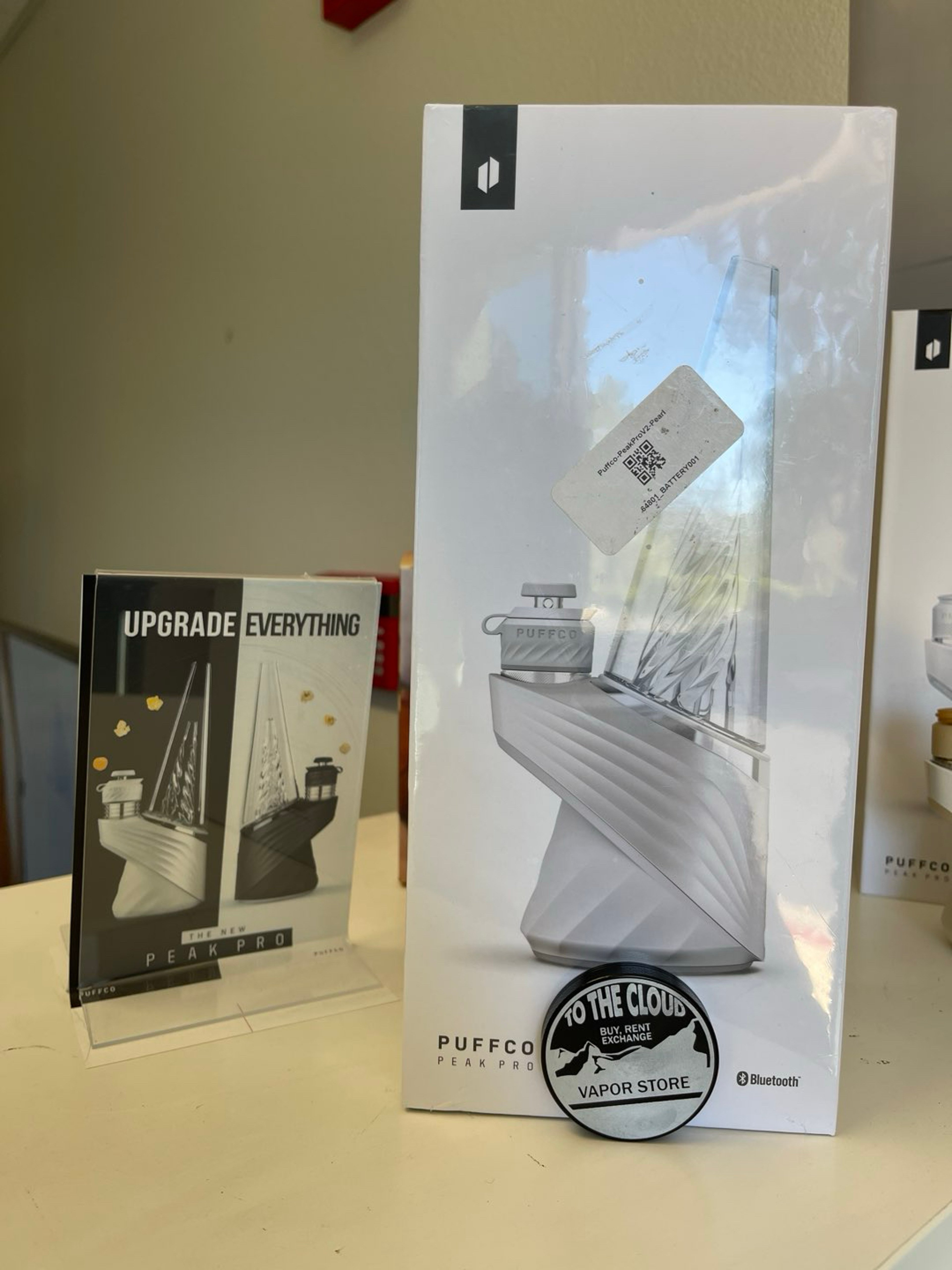 Preview pic of Puffco Peak Pro (new & sealed) Pearl