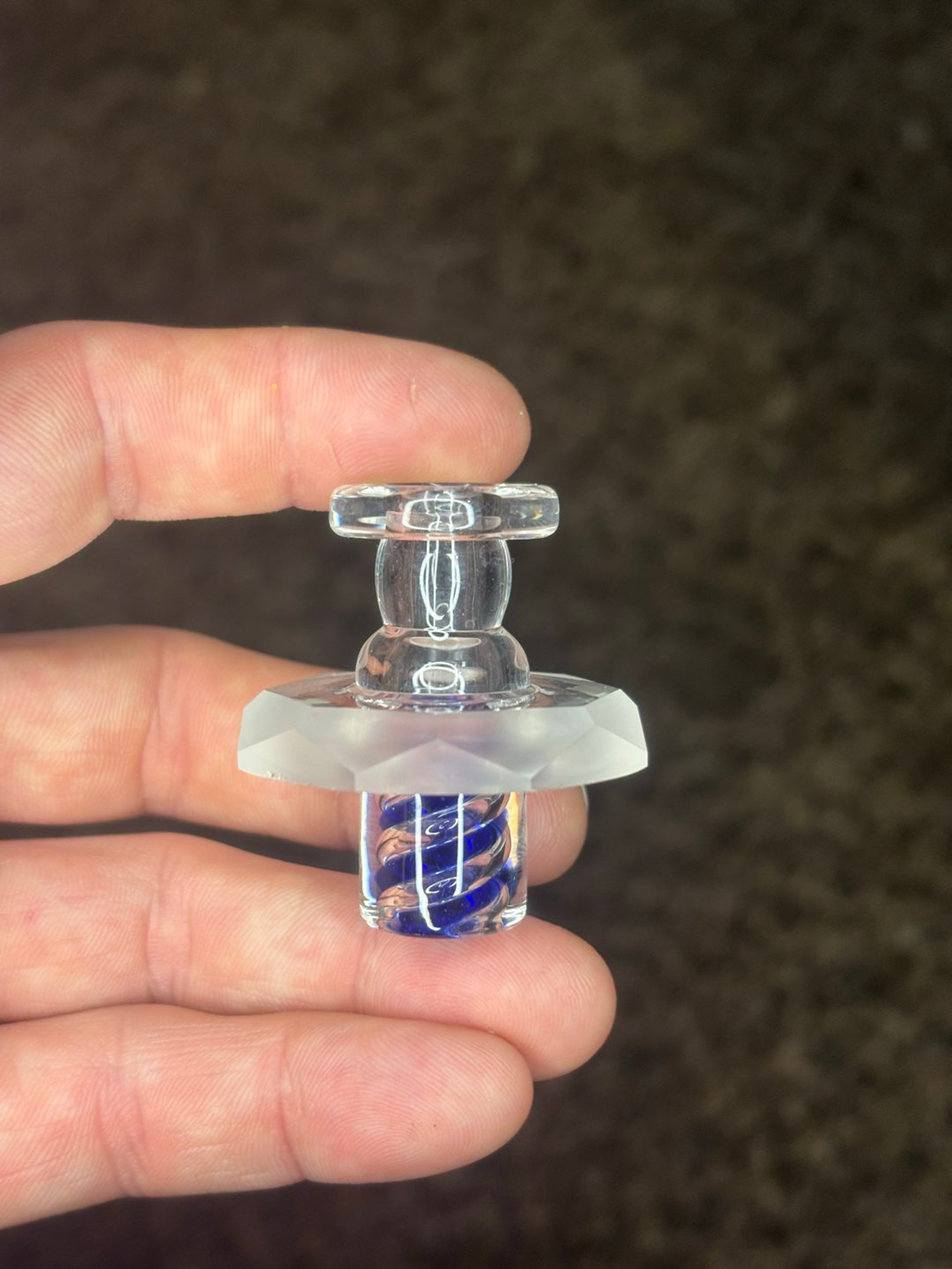 SPIDER GLASS SPINNER TOP image 0