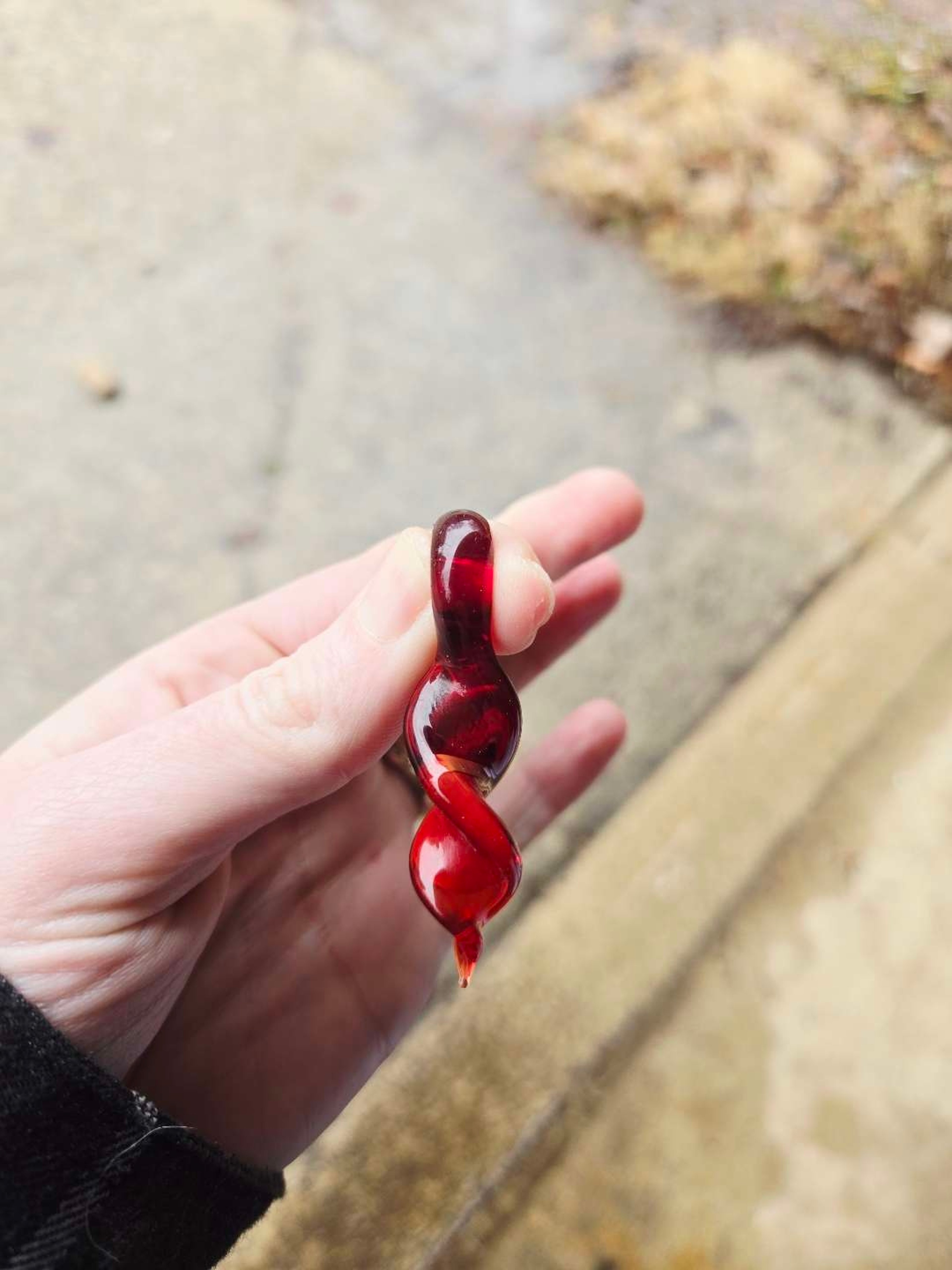 Preview pic of Incalmo Twist Pendant