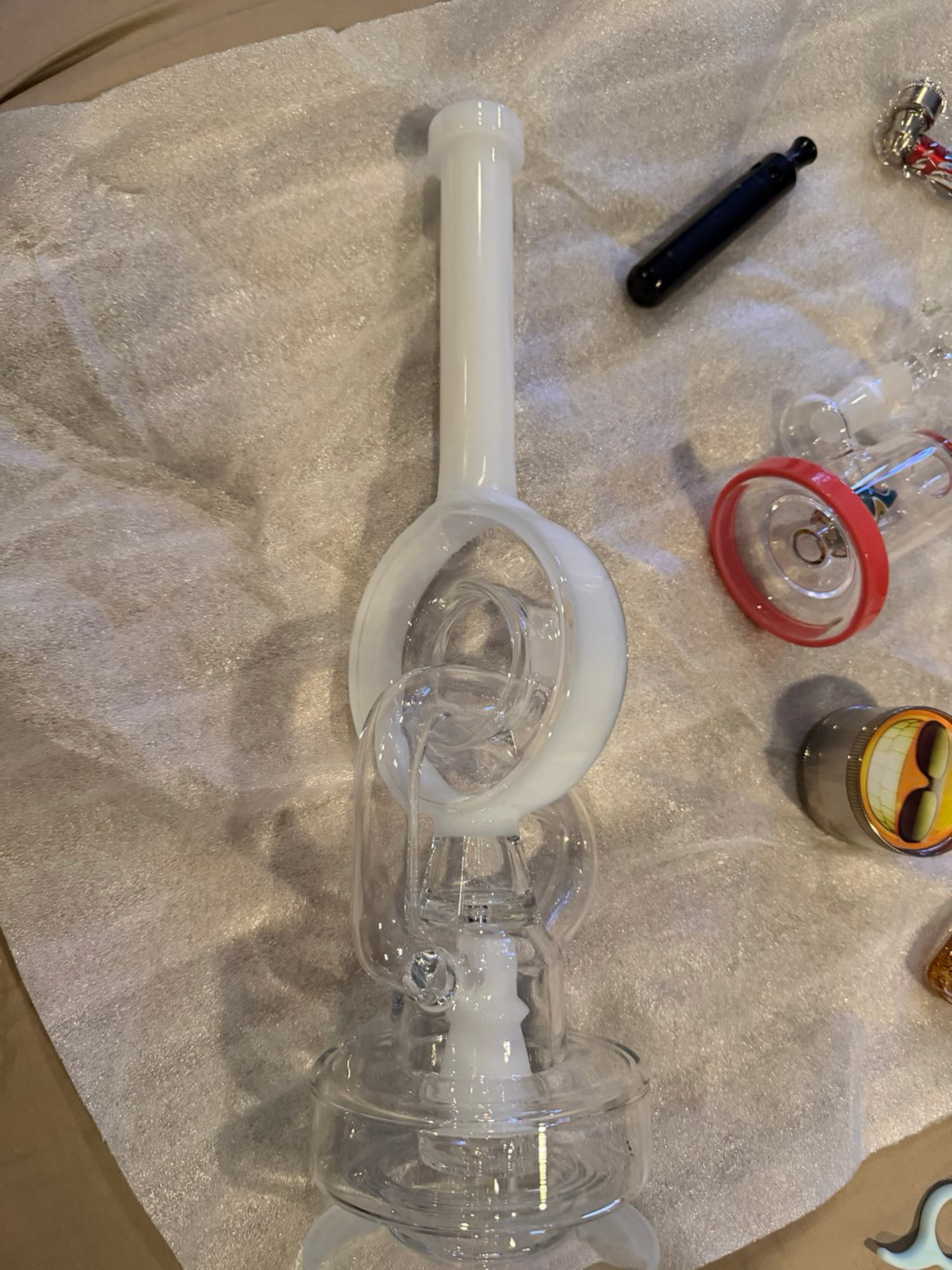 Preview pic of Bong